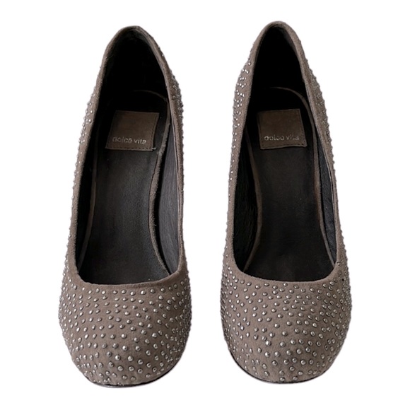 Dolce Vita Suede Studded Stiletto Platform Pumps, Gray, size 6 - Picture 3 of 13